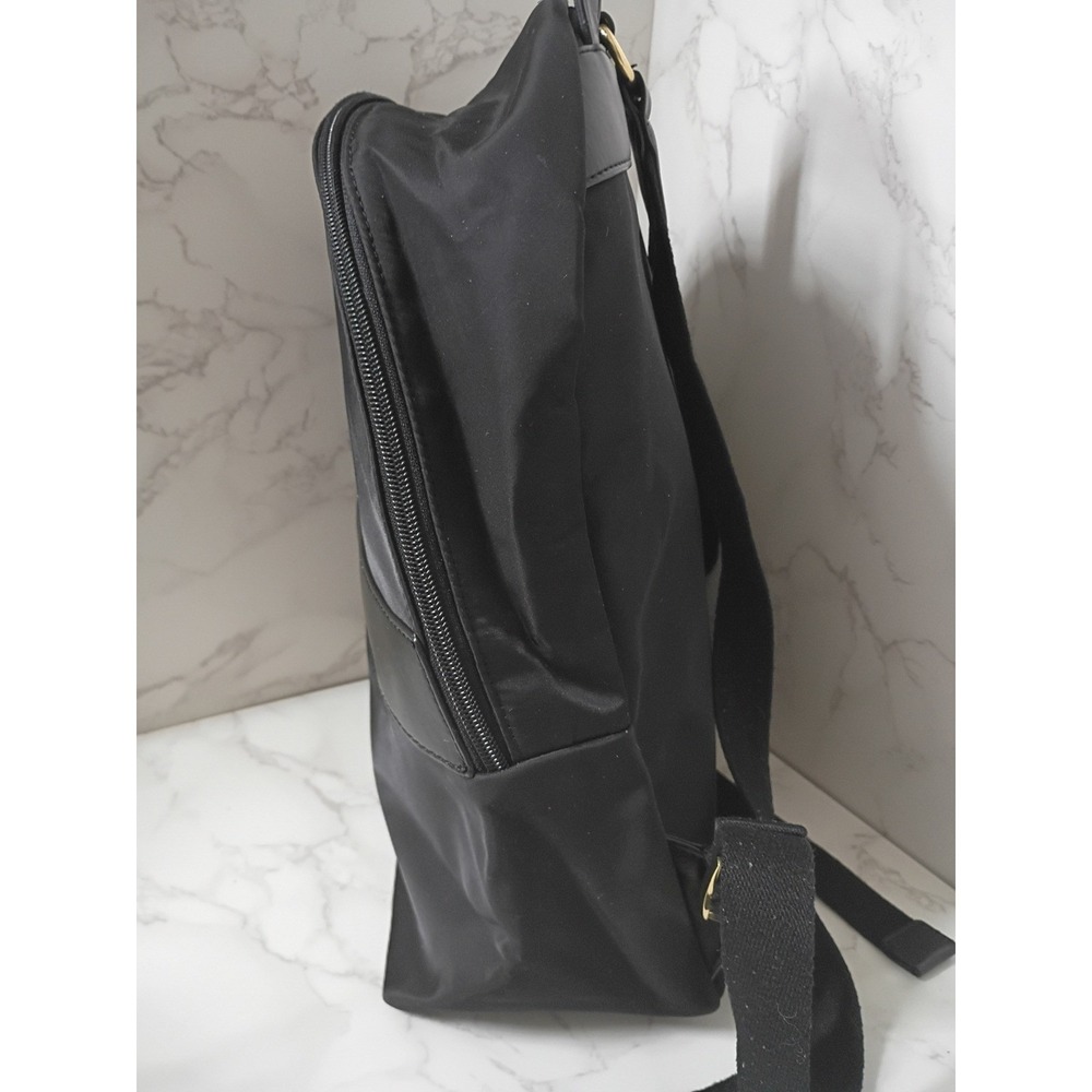 TOMMY HILFIGER Minimalist Black Nylon Dome Backpack - NWOT - Picture 4 of 10